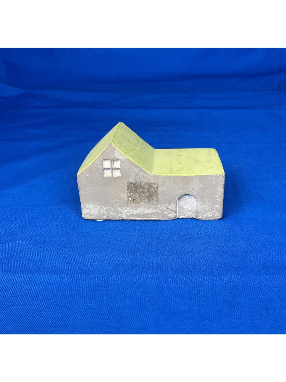 Brutalist Concrete Mini House Paperweight / Rustic Shelf Sitter